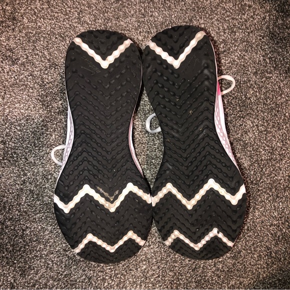 💚💕Nike Tennis Shoes💕💚 - Picture 5 of 10